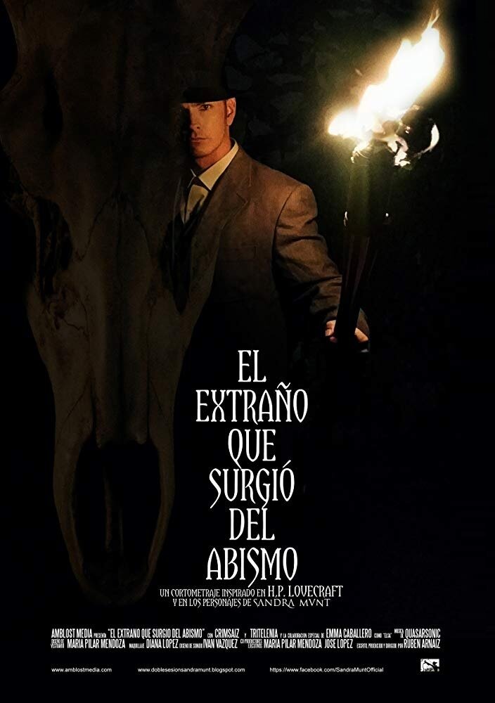 El extraño que surgió del abismo (2015)